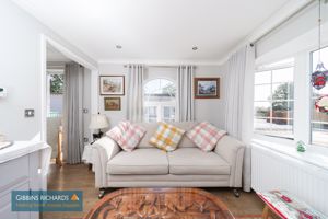 Sitting Room- click for photo gallery